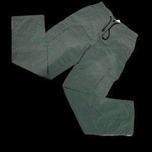 Vintage Nylon Jessica sport cargo pant size 10. 26 waist & 35 hip
